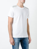 shoulder stripe T-shirt