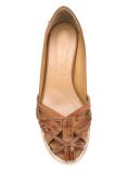 panelled pumps