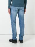 slim-fit jeans 