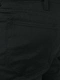 slim-fit jeans 