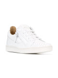 Nicki sneakers
