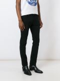 slim fit jeans