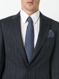oval pattern tie