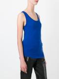 scoop neck tank