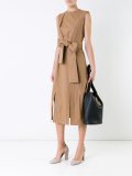 'Pin Stripe Swing'连衣裙