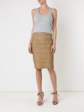 scoop neck tank top