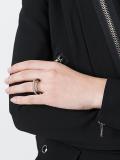'6' shape ring