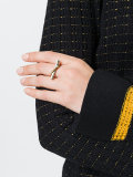 crossed ring