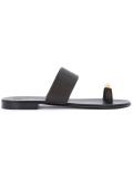 toe strap sandals