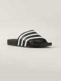 'Adilette'凉鞋