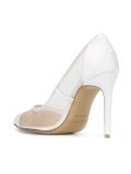 'Bay' pumps 