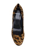 'Calamity' pumps 