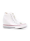 'Chuck Taylor All Star Lux'隐藏坡跟板鞋
