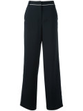 wide-legged trousers