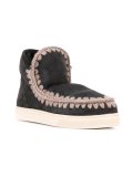 'Eski' boots