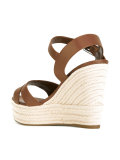 wedged sandals 