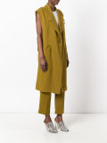 loosely tailored sleeveless coat 
