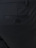 slim-fit trousers 