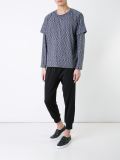 layered long sleeves T-shirt