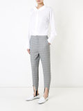spread collar shirt