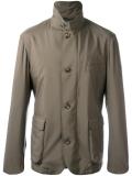 'Traveller' wind breaker