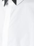 geometric detail collar shirt
