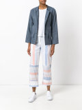 collarless buttoned jacket