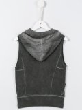 zipped vest