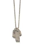plaques pendant short necklace
