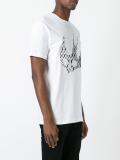 skull swallow T-shirt