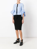 ruffled blouse 