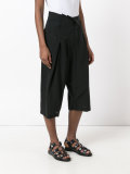 wide leg cropped trousers