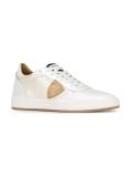 classic lace-up sneakers