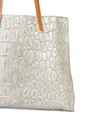 textured tote bag
