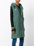 sleeveless hooded coat