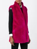 snap fastening gilet