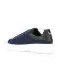 contrast trainers 