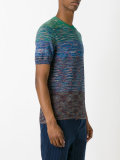 colour contrast T-shirt