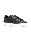 lace up trainers 