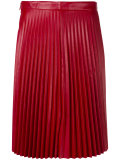 pleated skirt