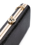 clasp fastening clutch 