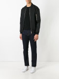 slim-fit jeans 