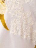 Décolleté night gown