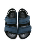 straped sandals 