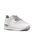 lace up trainers 