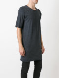 elongated T-shirt