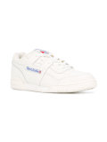 lace up trainers 