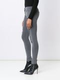 distressed skinny jeans 