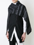 artisanal shawl with magnet fastening