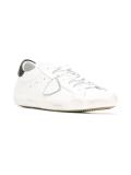 lateral patch sneakers